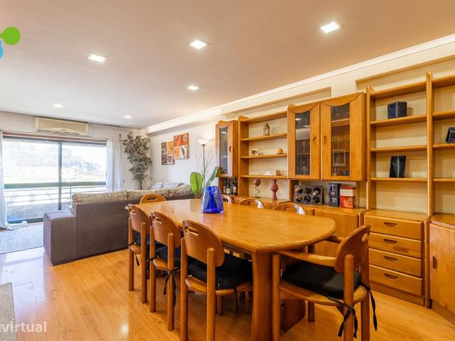 Apartamento T3+1 Venda em Rebordosa,Paredes