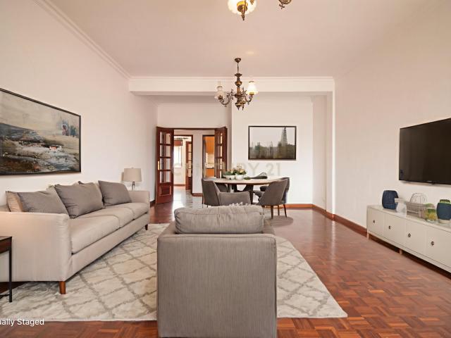 Apartamento T4+1 duplex com garagem no centro da cidade da Figueira da Foz