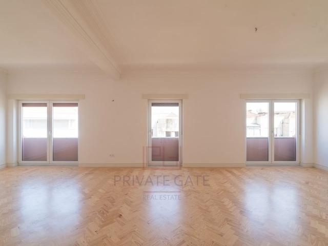 Apartamento T4+1 em Porto