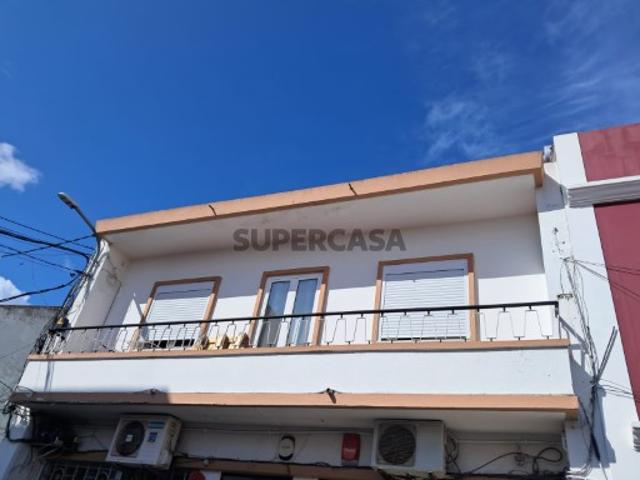 Apartamento T4 1ºandar