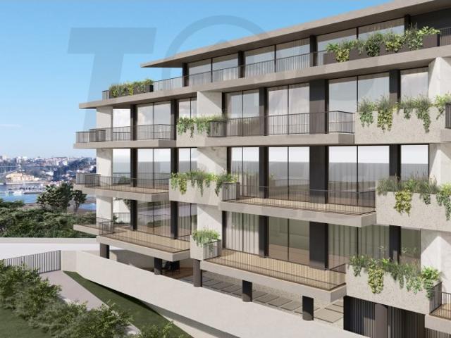 APARTAMENTO T4 1º LINHA DA MAREGM SUL DA FOZ DO DOURO DESDE 685.000