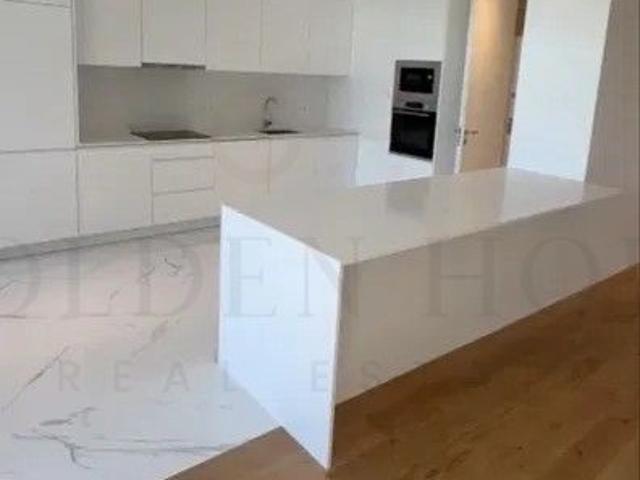 Apartamento T4