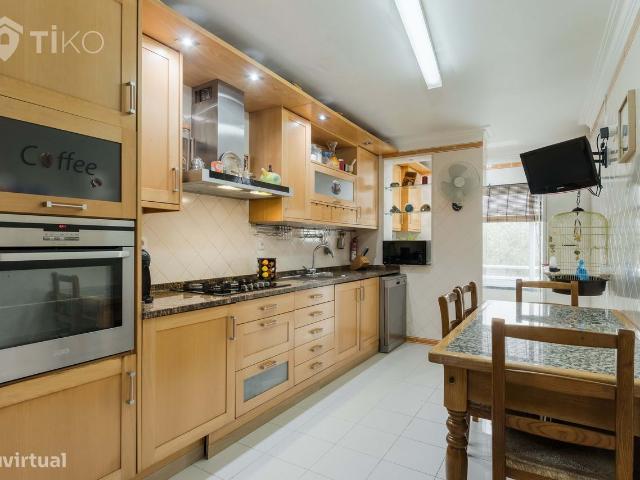 Apartamento T4 2 sutes em So Domingos De Rana, Lisboa, Portugal