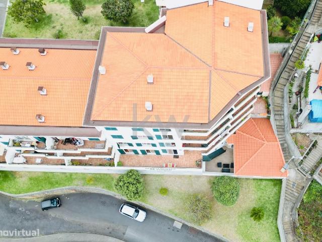Apartamento T4 + Terrao + Anexo Salo de Jogos + Lounge