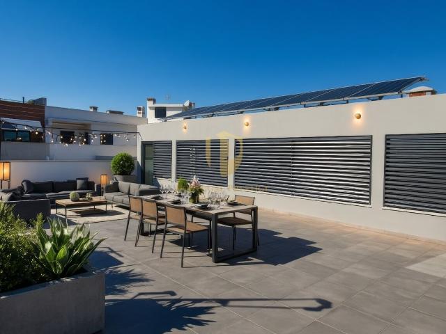 Apartamento T4, top floor, Tavira