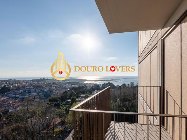 APARTAMENTO T4 | VARANDA | JARDINS D'ARRÁBIDA