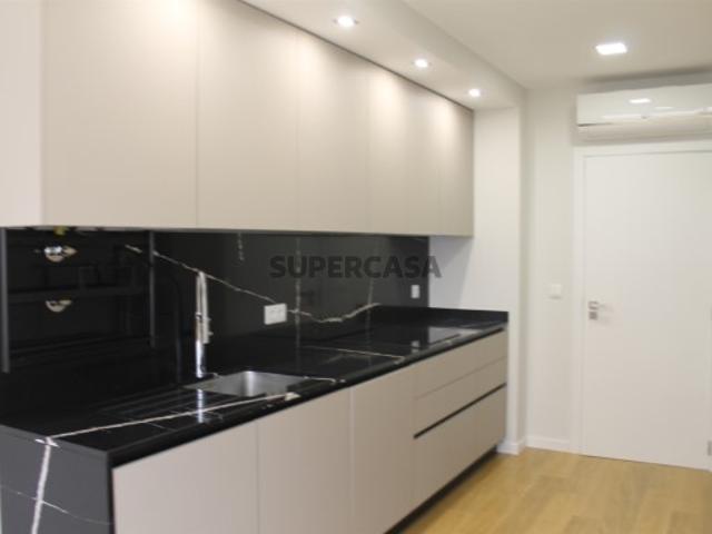 Apartamento T4 Venda em Tomar São João Baptista e Santa Maria dos Olivais,Tomar