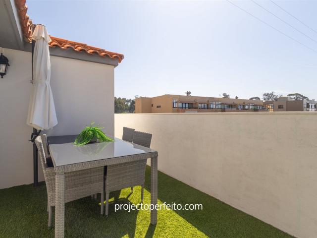 Apartamento T4 Venda em Arcozelo,Vila Nova de Gaia 131m² Arcozelo
