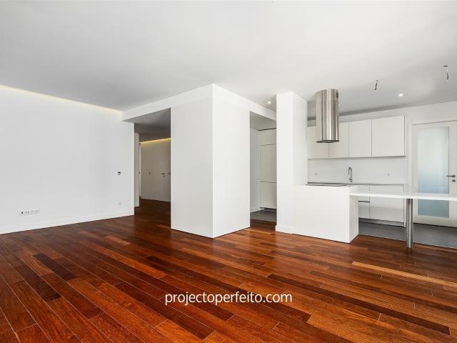 Apartamento T4 Venda em Cedofeita, Santo Ildefonso, Sé, Mira. 118m² Cedofeita, Santo Ildefonso, Sé, Miragaia, São Nicolau e Vitória