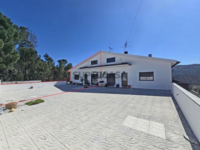 Apartamento T4 Venda em Mangualde, Mesquitela e Cunha Alta,Mangualde