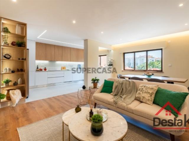 Apartamento T4 Venda em Massamá e Monte Abraão,Sintra