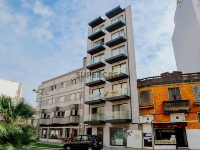 Apartamento T4 Venda em Póvoa de Varzim, Beiriz e Argivai,Póvoa de Varzim
