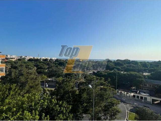Apartamento T4 Vista de Mar e Jardim Urbano
