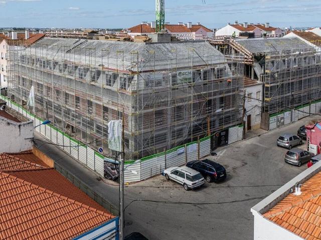 Apartamento T4 à venda em Montijo