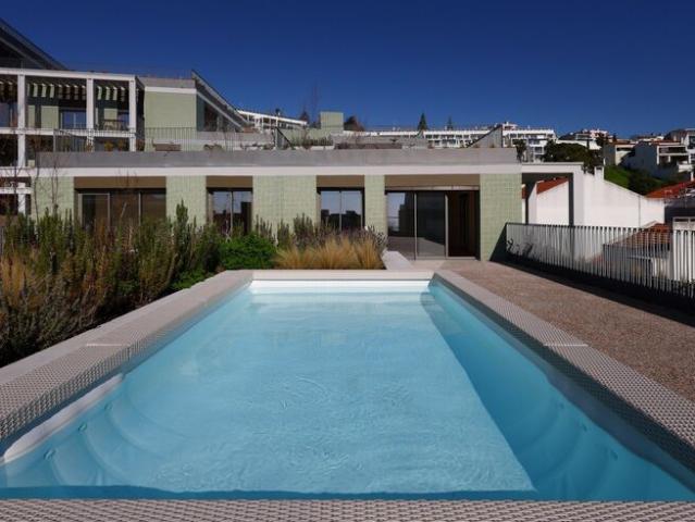 Apartamento T4 à venda em Dafundo, Cruz Quebrada Dafundo, concelho de Oeiras, Lisboa, Portugal