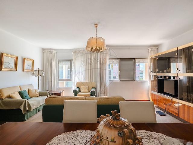 Apartamento T4 à venda em Lisboa