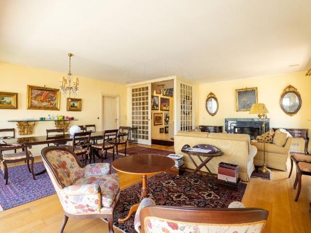 Apartamento T4 à venda em Porto