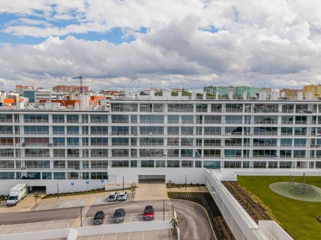 Apartamento T4 à venda em Seixal