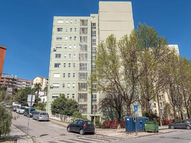 Apartamento T4 à venda em Vale das Flores, Coimbra