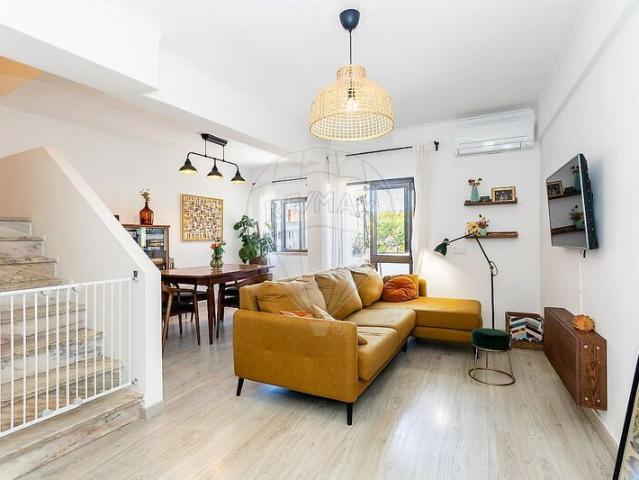 Apartamento T4 à venda em Vila Franca de Xira, concelho de Vila Franca de Xira, Lisboa, Portugal