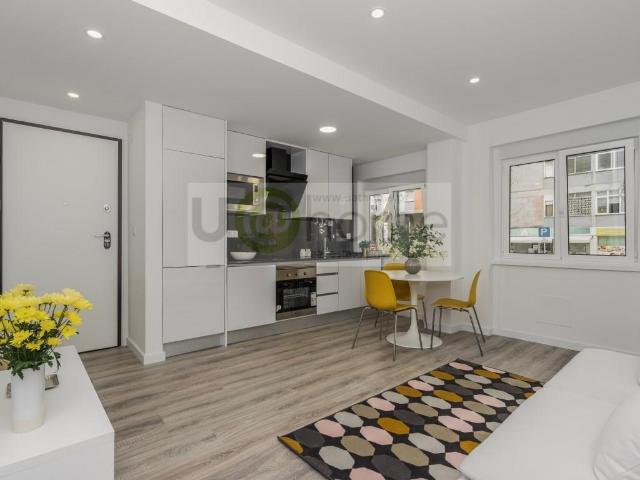 Apartamento T4 ao Colombo, totalmente remodelado 0m² Benfica