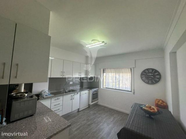 Apartamento T4 Aldeia de Paio Pires