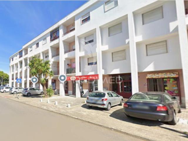 APARTAMENTO T4 AMORA CRUZ DE PAU