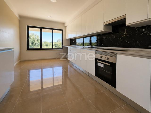 Apartamento T4 Bombarral
