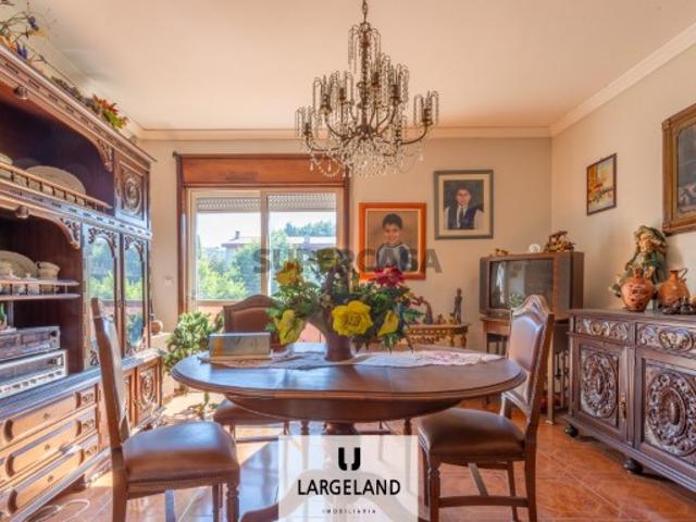 Apartamento T4 | Centro de São João da Madeira