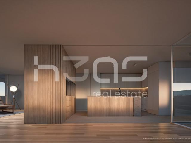 Apartamento T4 com Áreas Amplas e Acabamentos Premium | Porto