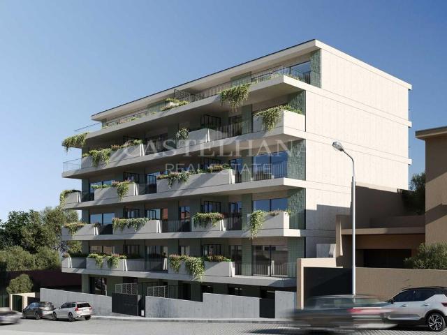 Apartamento T4 com áreas exteriores e garagem em Aldoar, Por. 203m² Aldoar, foz do douro e nevogilde