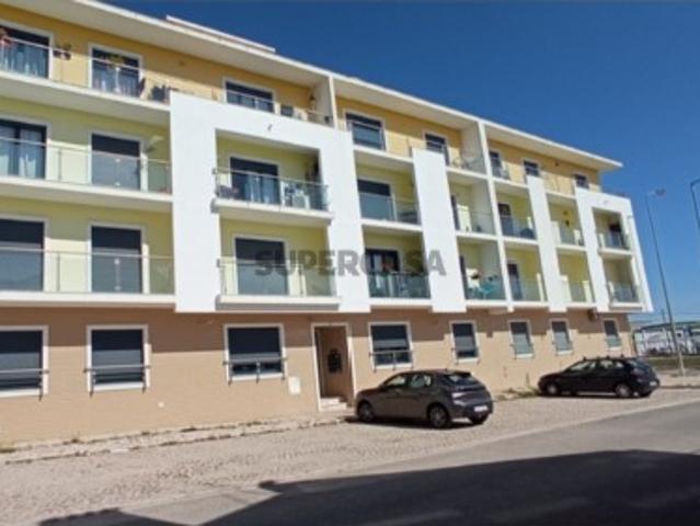 Apartamento T4 com Arrecadação, na Cascalheira, Pinhal Novo