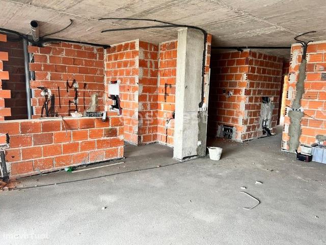 Apartamento T4 com elevador e varanda Portas da Cidade Montijo