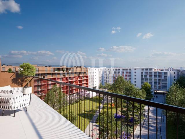 Apartamento T4 com estacionamento, no Vertice, Lisboa