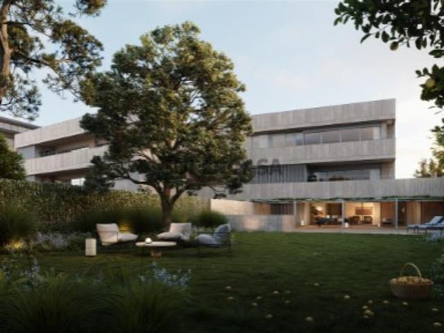 Apartamento T4 com piscina no João Lisboa, Foz, Porto