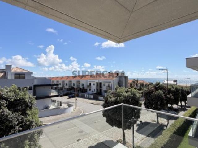 Apartamento T4 com piscina para comprar na Praia de Canidelo Vila Nova de Gaia Porto