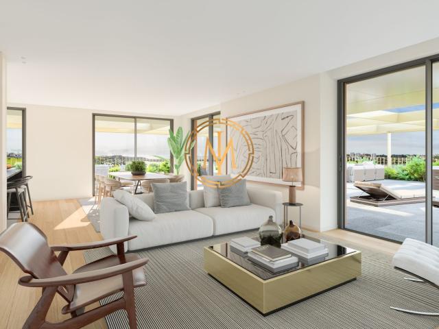 Apartamento T4 com terraço e vistas rio Afurada