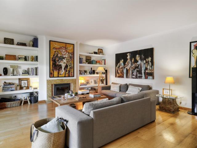 Apartamento T4 com terraço no Monte Estoril 173m² Cascais e Estoril