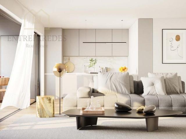 Apartamento T4 com varanda e garagem em condomínio fechado. 134m² Canidelo