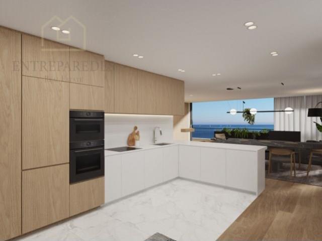 Apartamento T4 com varanda em Canidelo, Vila Nova de Gaia. 188m² Canidelo