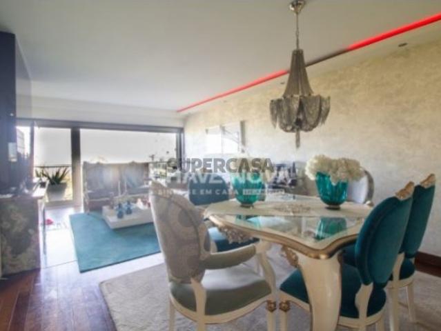 Apartamento T4 Como Novo c/ Vistas Rio e Mar em S. Pedro da Afurada, Gaia