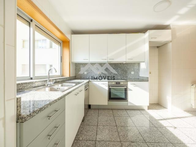 Apartamento T4, Custóias, Leça Do Balio e Guifões, Matosinhos | BPI Expresso Imobiliário