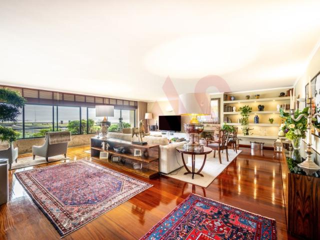 Apartamento T4 de luxo com vistas mar em Leça da Palmeira