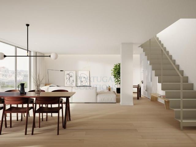 Apartamento T4 Duplex 208m² Avenidas Novas