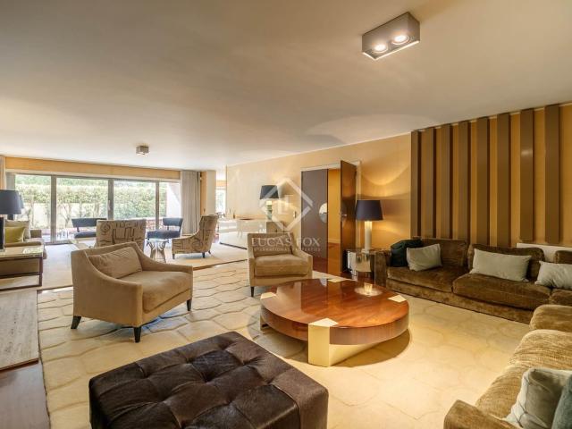 Apartamento T4 duplex em condomínio exclusivo, de apenas x a. 275m² Lordelo do Ouro e Massarelos