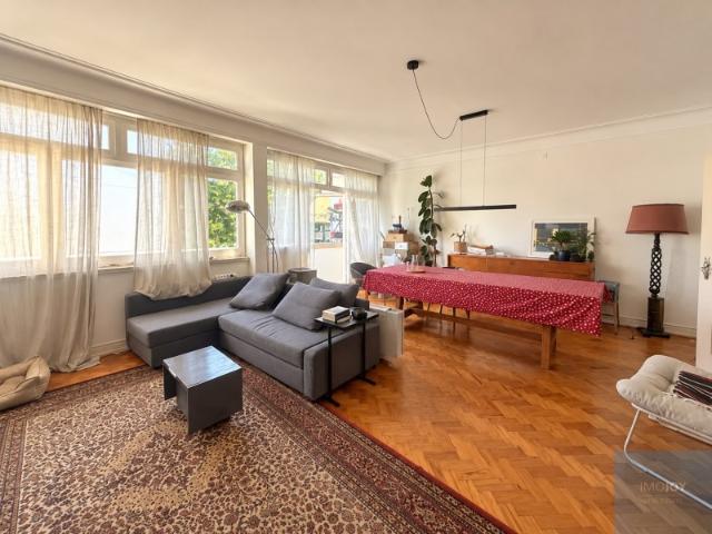 Apartamento T4 Duplex em Alvalade