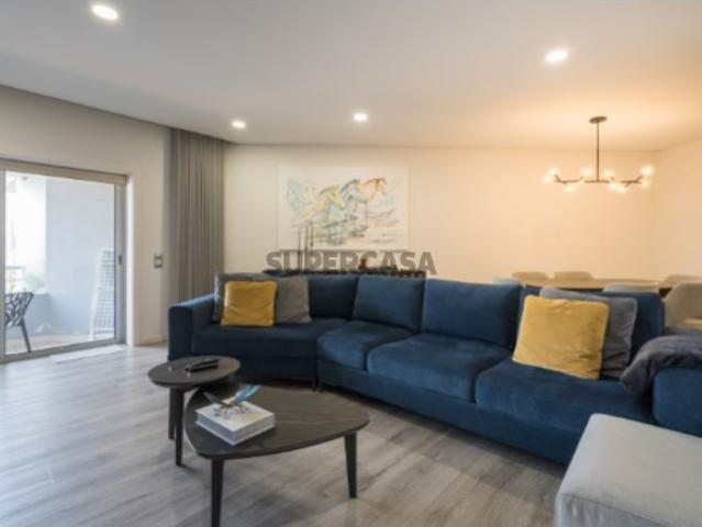 Apartamento T4 duplex Esmoriz