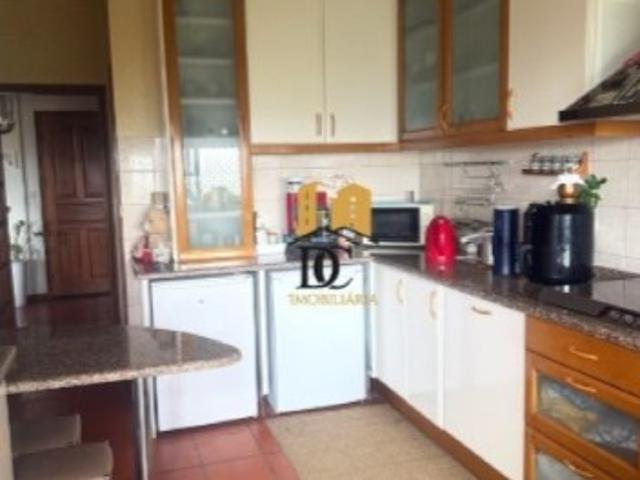 Apartamento T4 Duplex Fontaínhas