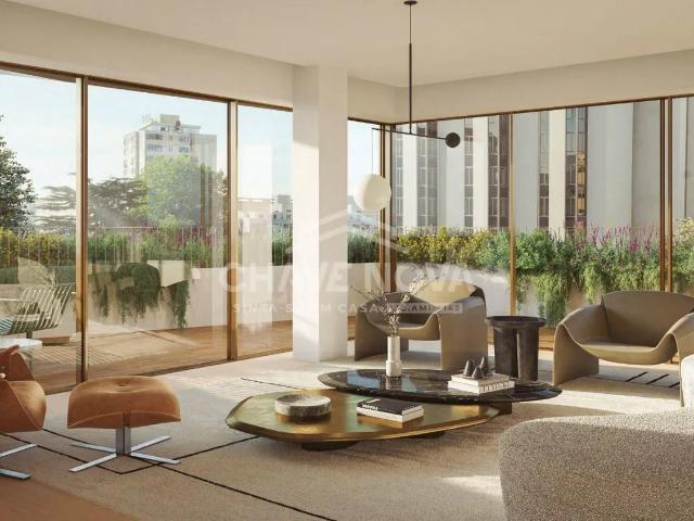 Apartamento T4 Duplex na Avenida da Boavista em condomínio d. 265m² Porto