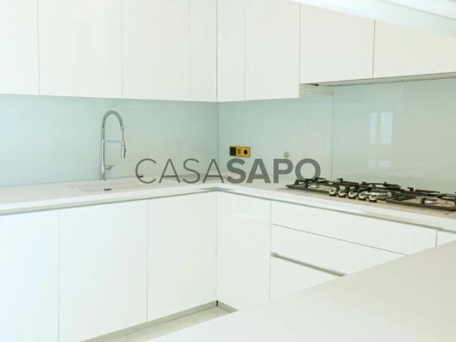 Apartamento T4 Duplex para alugar em Lisboa